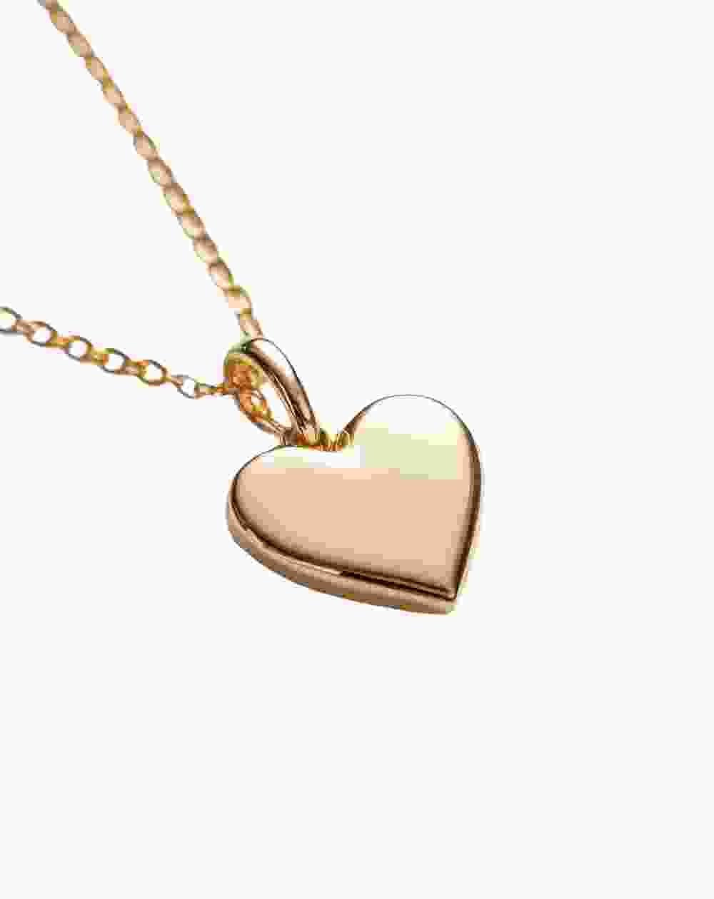 Gold Pendant Necklace